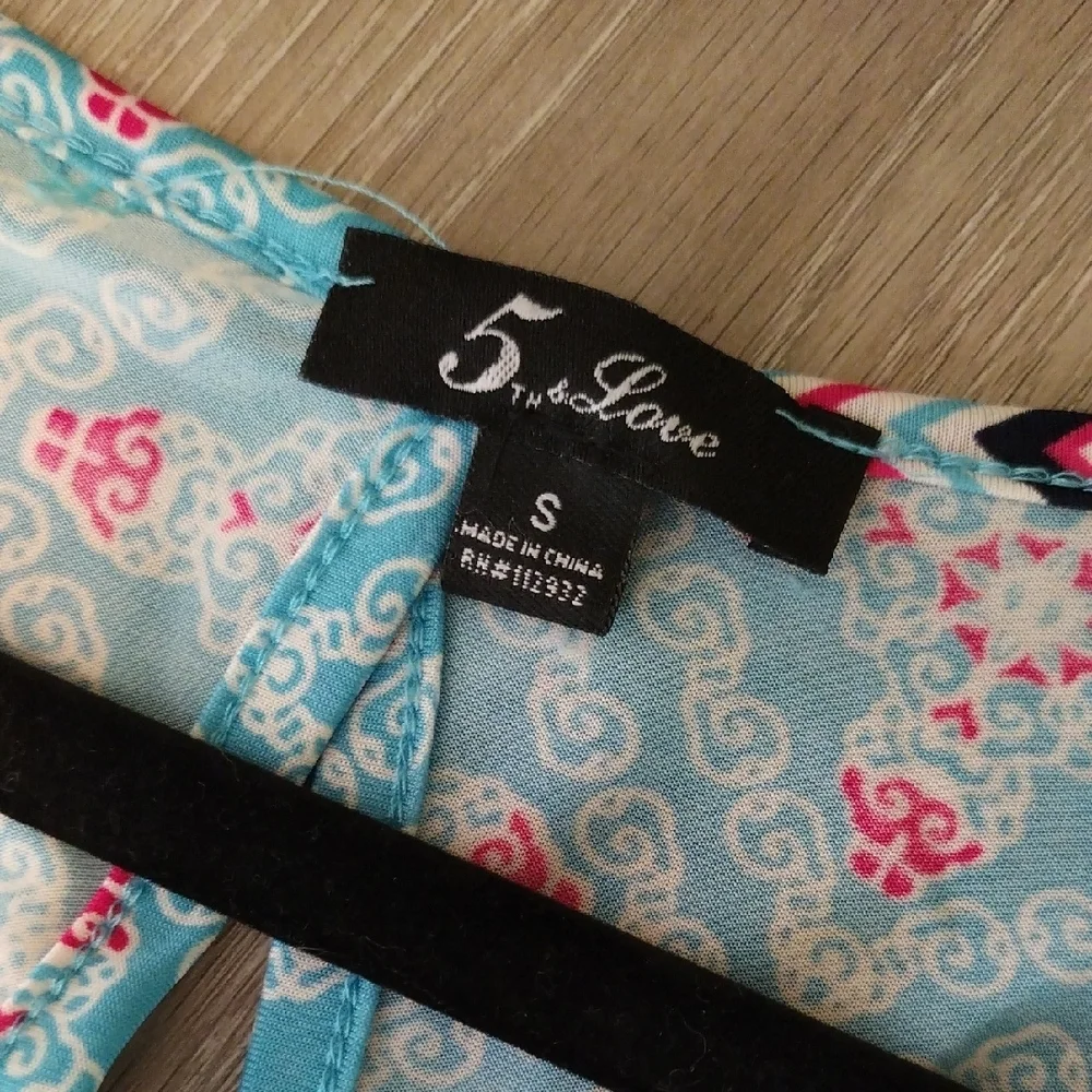 5th & Love Maxi Dress with Chevron Sleeves - Picture 6 of 16